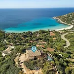 بيت للعطل Enchanting Seaview Getaway