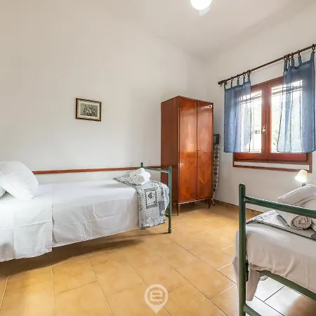 Дом отдыха Enchanting Seaview Getaway