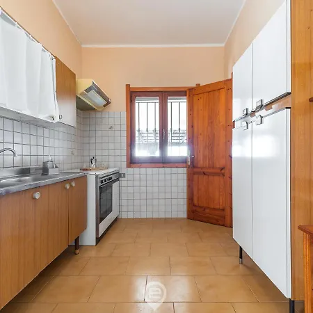 Enchanting Seaview Getaway Nyaraló