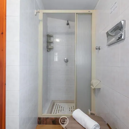 Enchanting Seaview Getaway Nyaraló *