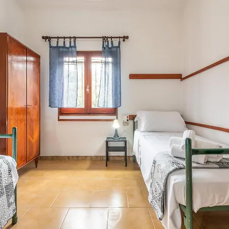 Holiday home Enchanting Seaview Getaway *