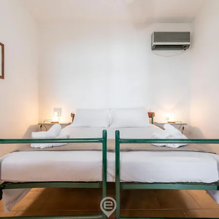 Enchanting Seaview Getaway *