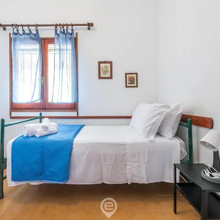 Enchanting Seaview Getaway * Torre delle Stelle