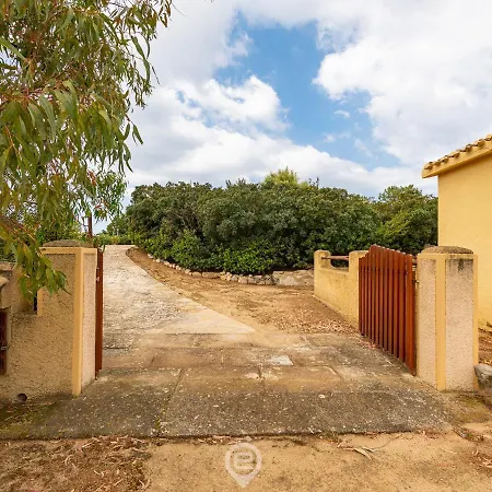 Enchanting Seaview Getaway Casa de Férias