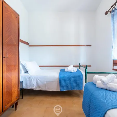 Enchanting Seaview Getaway * Torre delle Stelle