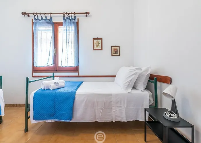 Enchanting Seaview Getaway * Torre delle Stelle